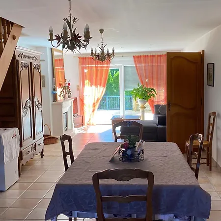 Feriehus Spacieux Avec Piscine Et Terrasse En Village - Fr-1-589-637